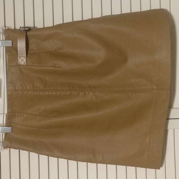 Free People Buckle Up Vegan Mini Skirt Camel Size 6 *As Is* - Picture 3 of 13